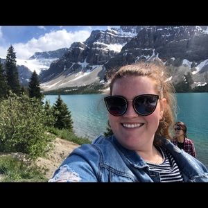 Meet your Posher, Victoria